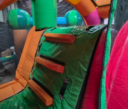 Inflatable castle slide detail